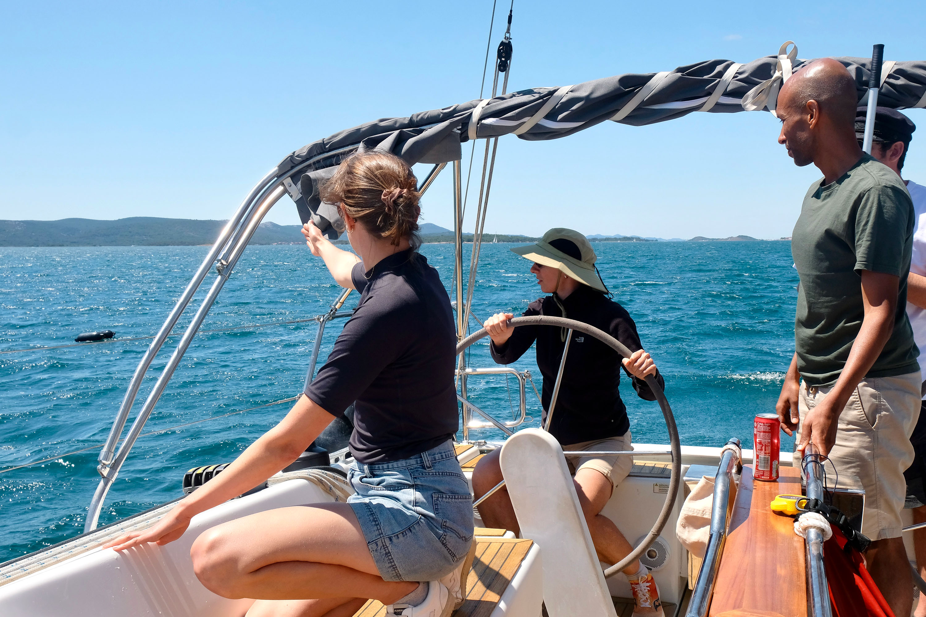 Manövertraining auf der Segelyacht